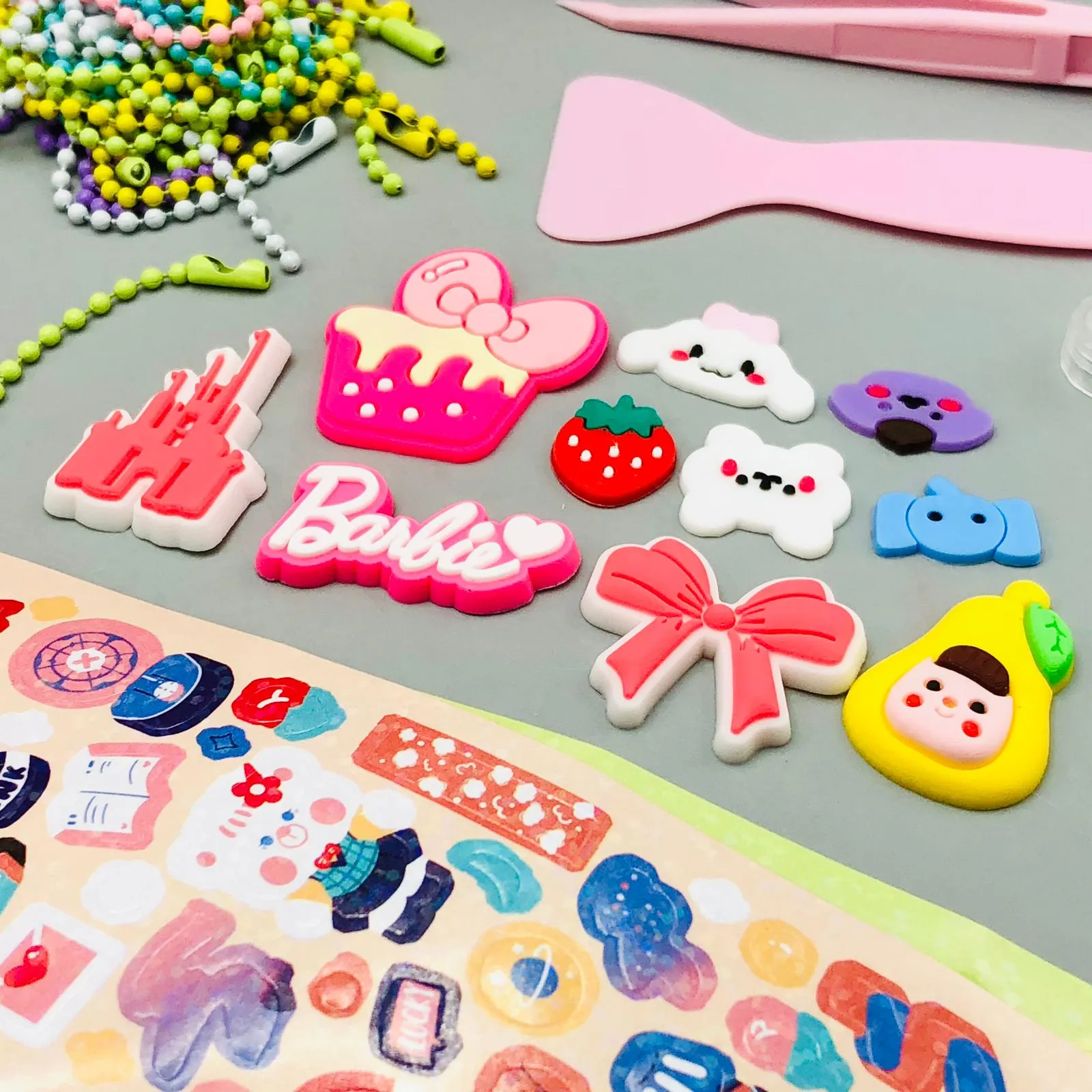 256Pcs DIY Stickers & Pasting Set