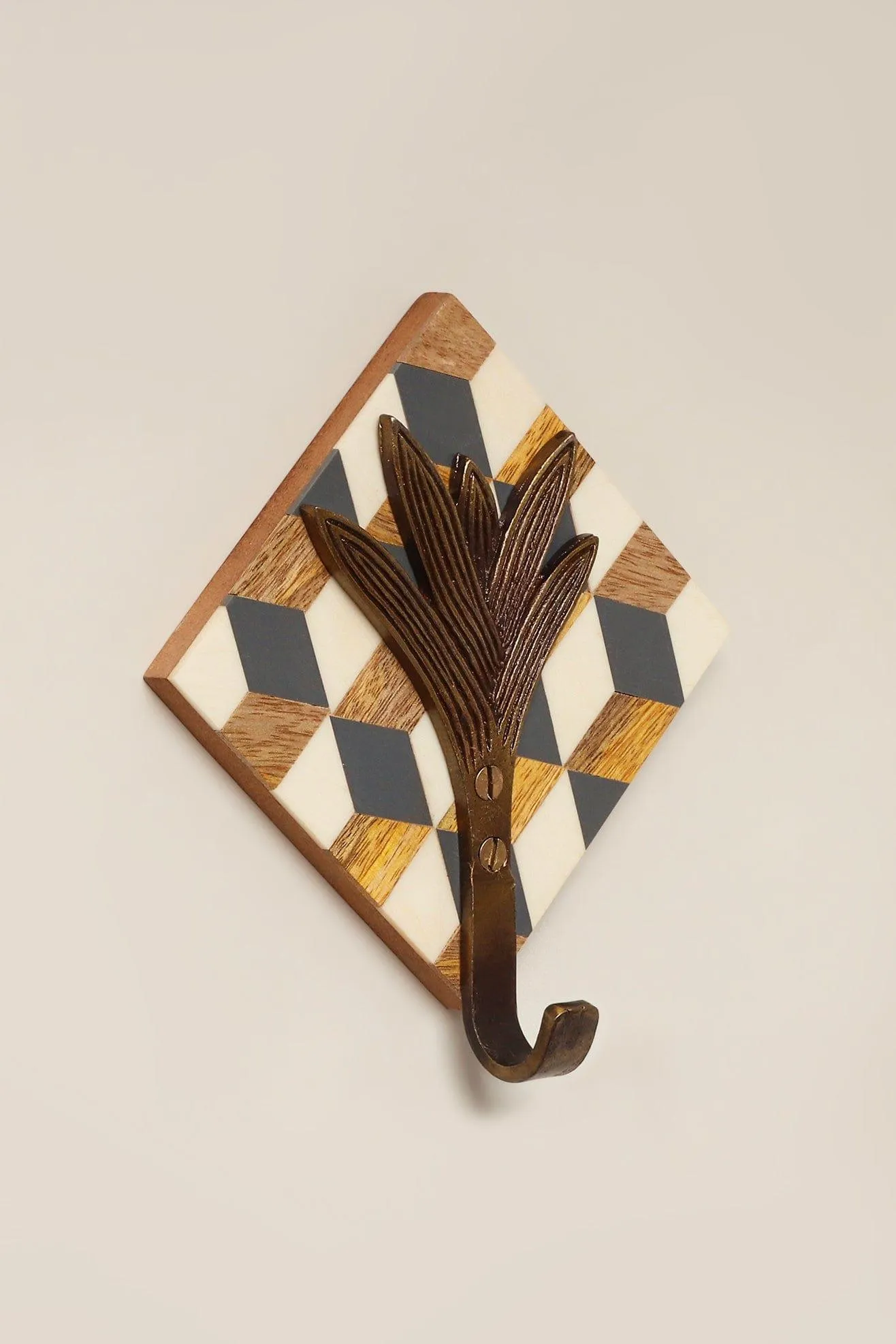 Abstract Cube Pattern Plant Shaped Hook