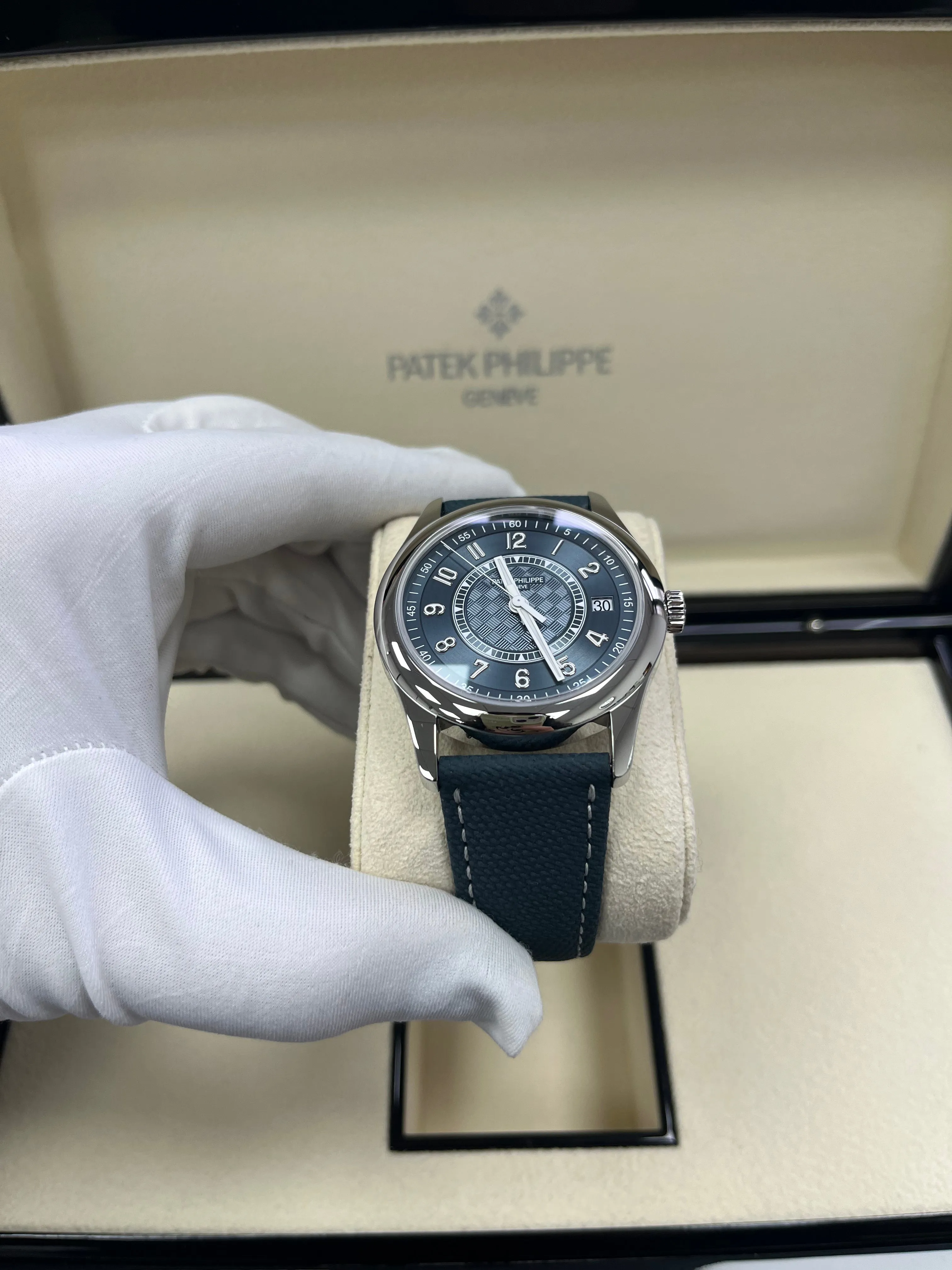 Patek Philippe Calatrava LIMITED-EDITION 6007A-001